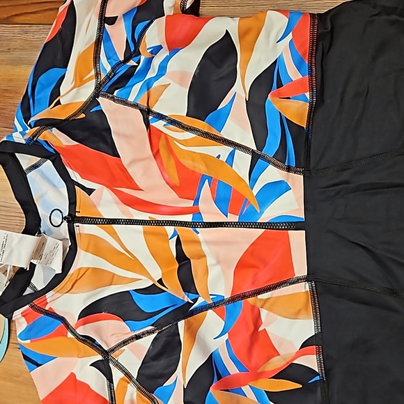 🆕 Prana long sleeve swimsuit - Picture 2 of 5